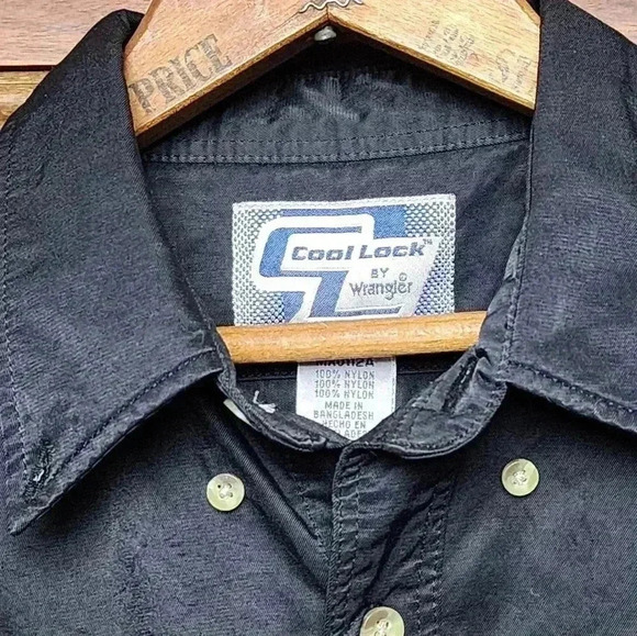 Wrangler workshirt Cool lock stay cool long-sleeved shirt. Large - Picture 4 of 4